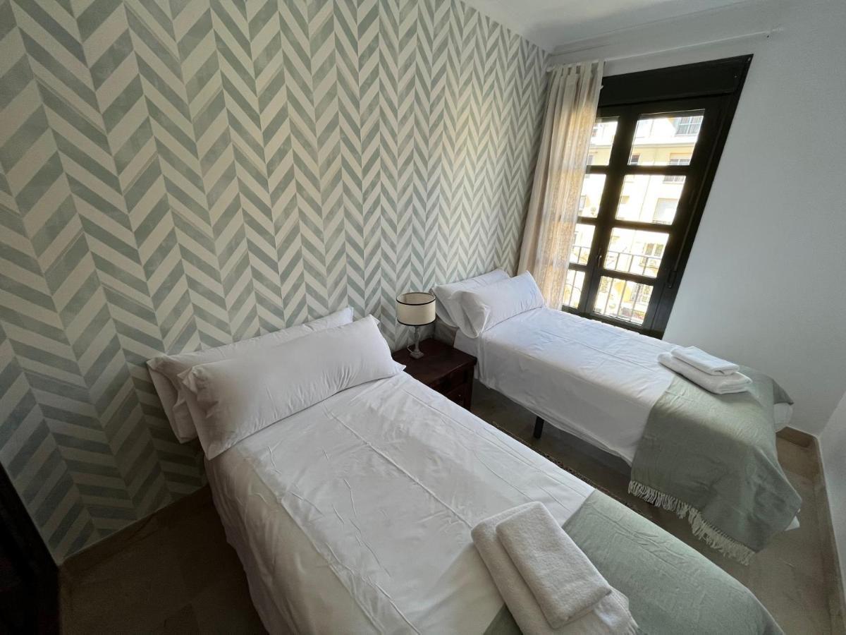 Amador Apartamento Familiar Centro Parking Amador De Los Rios Σεβίλλη Εξωτερικό φωτογραφία